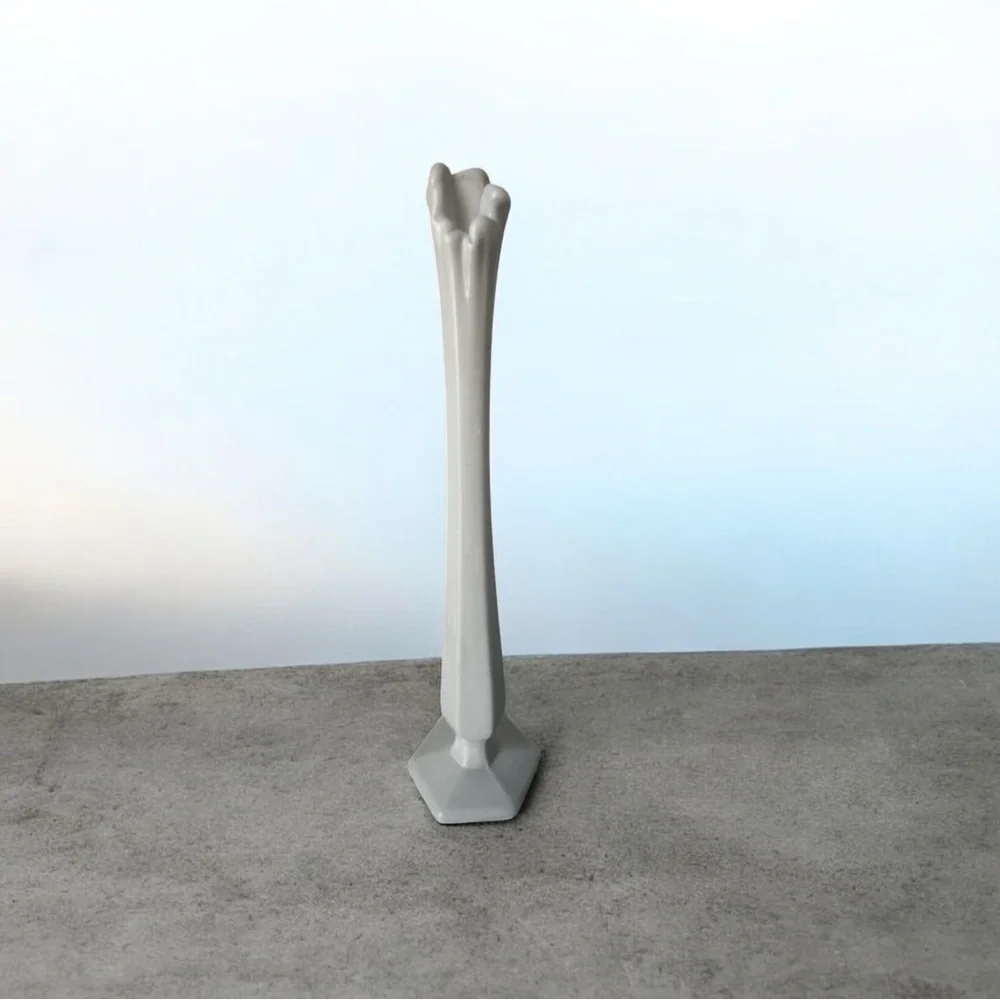 Vintage Westmoreland Milk Glass Swang Bud Vase 11.5”..